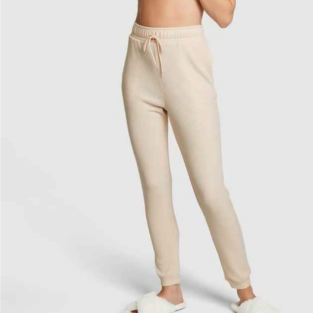 Victoria's Secret/PINK Ribbed Thermal Jogger Tan Lounge Pants Size XXL & XL - Picture 2 of 7